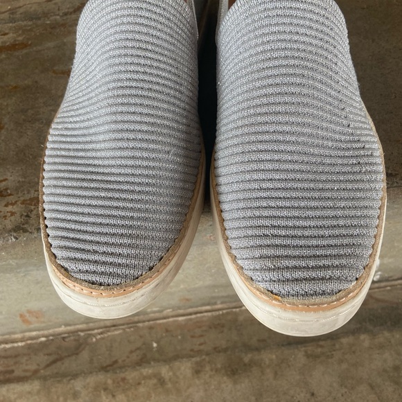 UGG Silver Sparkle Textured Slip On Sneaker - Picture 4 of 7